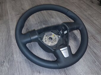 Škoda Octavia 2 RS volant nově pošitý před FL - 4