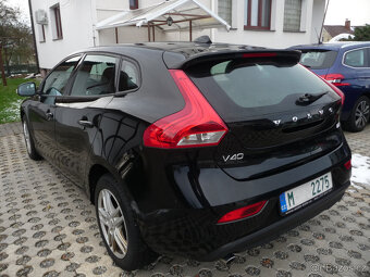 Volvo V40 D3 150k.s Momentum Automat - - 4