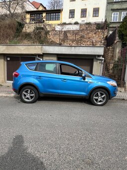 Ford Kuga 2,0 CDTI 4x4 Titanium TOP - 4