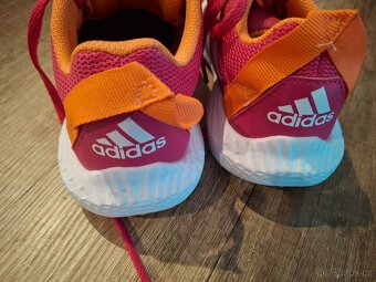 Adidas vel.33 - 4