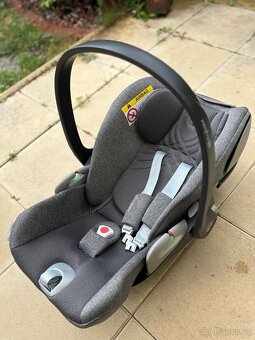 Cybex Cloud T i-Size Plus - 4