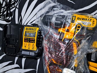 Aku vrtací šroubovák DeWalt DCD796P2-QW 18V, 2x 5.0 Ah - 4