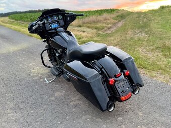 Harley Davidson STREET GLIDE - 4