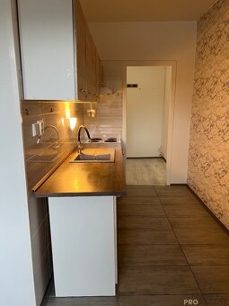 Nabízím k prodeji byt 3+1/L , byt 3+1 sídliště Mojžíř - 4