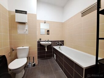 Pronájem moderního 2+kk s terasou a parkováním ve Slatině - 4