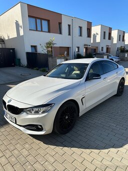 BMW - 4