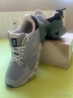 ON CLOUDFLYER 4 vel. 40,5 - 4