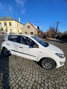 Hyundai i20 - 4
