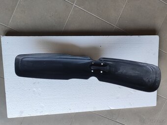 Yamaha XT 500 přední blatník - 4