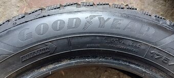 Zimní pneu 175/65R15 GoodYear - 4
