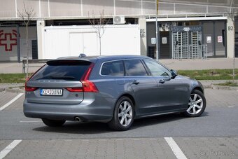 Volvo V90 D3 2.0L Momentum A/T sivá/šedá - 4