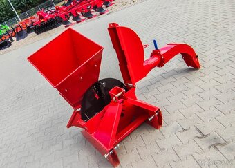 Štěpkovač na větví za traktor - 4