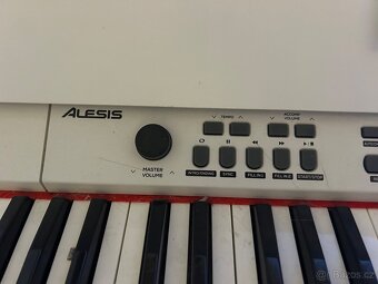 Elektrické digitální piano - 4