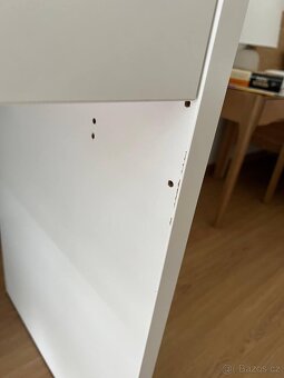 Psací stůl IKEA MICKE - 4