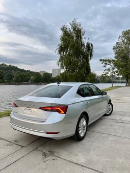 Škoda Octavia IV 2021 rok 2.0 tdi automat - 4