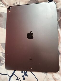 Apple iPad Pro 12.9” 2018 64 GB - 4