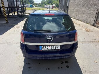 Opel Astra H 1.6 77KW combi - 4