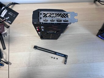 Sapphire Radeon RX 7900 PULSE GRE 16GB - 4