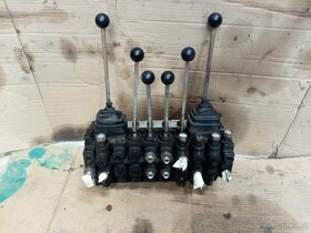 Hydraulický rozvaděč - 4