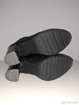 Šněrovací kotníková obuv Body Flirt s vysokým podpatkem - 4