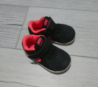 Dětské tenisky NIKE vel. 21 - 4