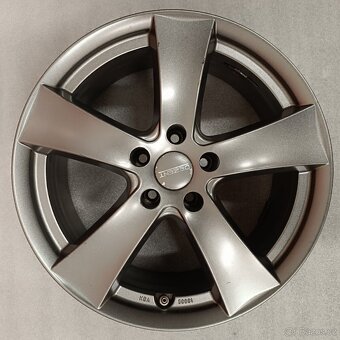 Alu kola Dezent 7,5Jx18 , R18 , 5x112, ET38 - 4