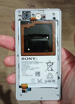 Sony Xperia Z1 Compact D5503 - 4
