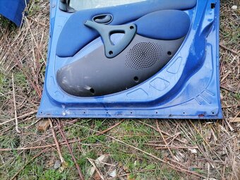 Fiat doblo rv. 98 pravé přední dveře - 4