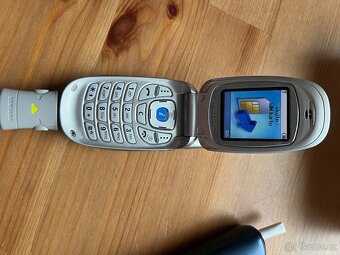 Samsung SGH-E300 - 4