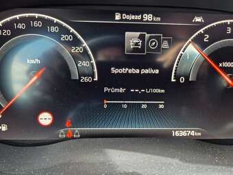 KIA Pro Ceed - 4
