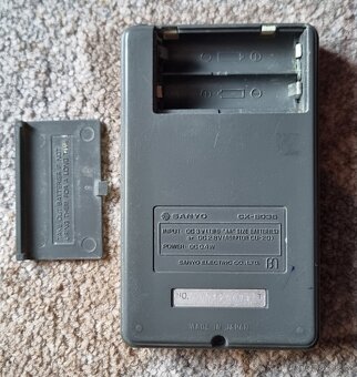 Kalkulačka Sanyo CX-8036 zelený displej - 4