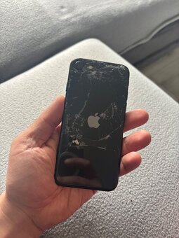 Iphone se 2020 - 4