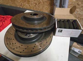 AMG Brzdy W211 S211 C219 55 AMG (Brembo) - 4