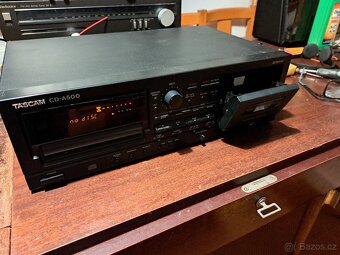 Tascam CD-A500 na servis - 4