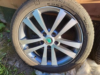 17" Letní Škoda CYGNUS Octavia II 2 RS Original Alu 225/45 - 4