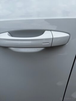Škoda Octavia 3 Facelift 1.6tdi 85kw DSG Virtual cocpit - 4
