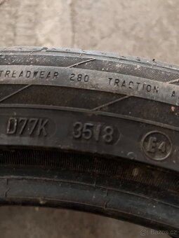 Pneu 245/45 r19 - 4