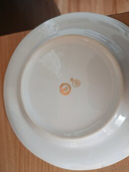 Porcelánové talíře a mísy retro - 4