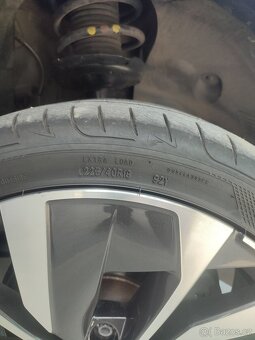 Prodám pneumatiky 225/40r18 - 4