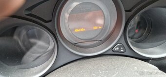 Prodám náhradní díly na Citroen C4 2014. 1.6HDi 9HP 186000km - 4