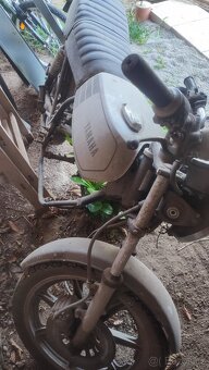 Yamaha xs 400 - 4