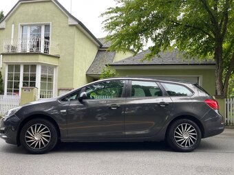 Opel Astra J Sports Tourer 1.7 TDI - 4