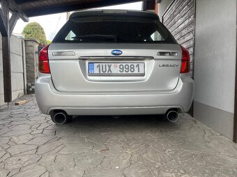 Subaru Legacy 3.0 Spec b manuál - 4