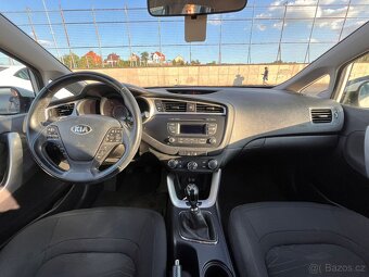 Kia Ceed 1.4 CVVT Exclusive | Hatchback | Bílá perleť - 4