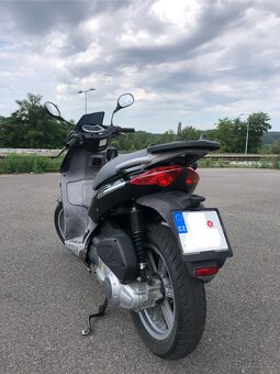 Aprilia Sportcity 200 - 4