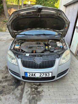 Škoda Roomster 1.9 TDI – pojízdná, na opravu nebo díly - 4