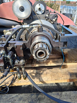 vřeteník-vřeteno - 4