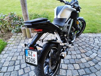 Yamaha MT 125 - 4