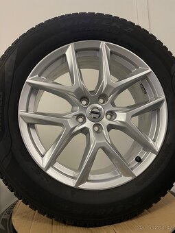 Orig zimni Alu Volvo XC60 r18 235/60/18 95% dot24 - 4