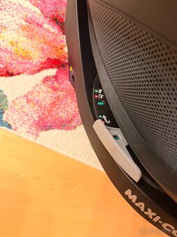 Auto sedacka Maxi cosi pearl 360 grey vcetne zakladny - 4